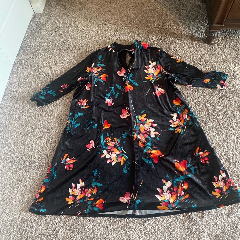 Velvet cutout dress